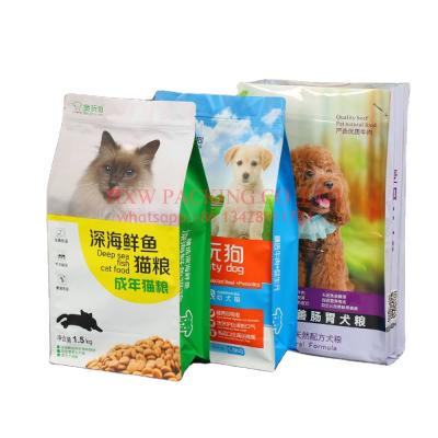 China BIODEGRADABLE Vivid Print Stand Up Dog Food Snacks Packaging Bag Vacuum Plastic Plastic Bags For Pet Food for sale