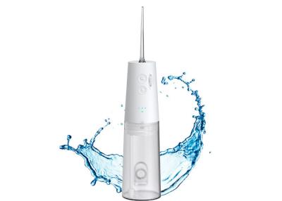 China Batterie-Wasser-Zahn-Reiniger 300ml wieder aufladbarer Mund-Irrigator 2000mAh zu verkaufen