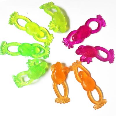 China Wholesale hot selling capsule toy XQ416 duct classic decompression animal frog slingshot small sticky toy for sale