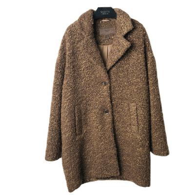 China Polyester Anti-Shrink V-Neck Gloden Coat Winter Women Coats Loose Fashion Clothes for sale