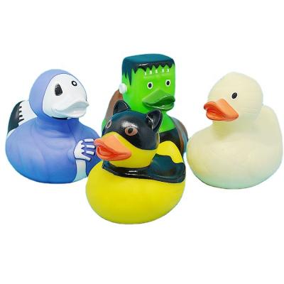 China Used For Entertainment Hot Selling Squeeze Halloween Bath Duck Custom Plastic Halloween Rubber Promotional Floating Duck for sale