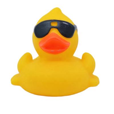 China Used For Entertainment Wholesale Promotional Plastic Floating Bath Bulk Yellow Rubber Duck With Sunglasses for sale