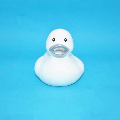 China Used For Entertainment Hot Selling Free Sample Floating Bath Plastic White Rubber Duck for sale