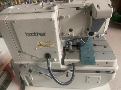 China Direktantrieb-aus zweiter Hand Nähmaschine-computergesteuerter Bruder Eyelet Buttonhole Machine zu verkaufen