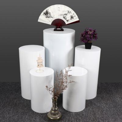 China Wholesale Display Wedding Furniture Round Pedestal Stands Show White Round Gold Cylinder Pedestals For Event for sale