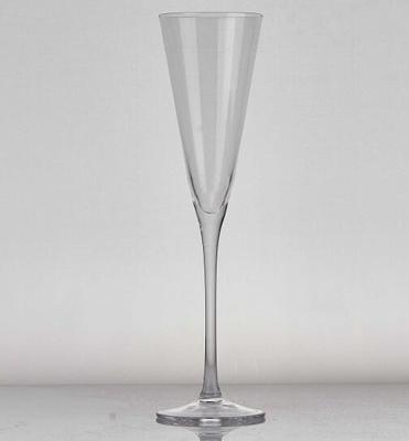 China Triangle 150ml New Triangle Champagne Champagne Glass And Flutes Glass Coupe for sale