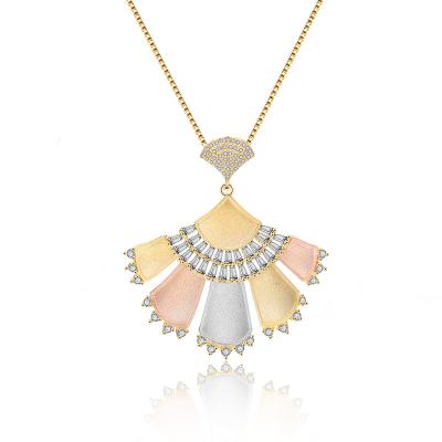 China FASHIONABLE High Quality Elegant Jewelry Gift For Mother Tricolor Gold Plated Zircon Pendant Necklace for sale