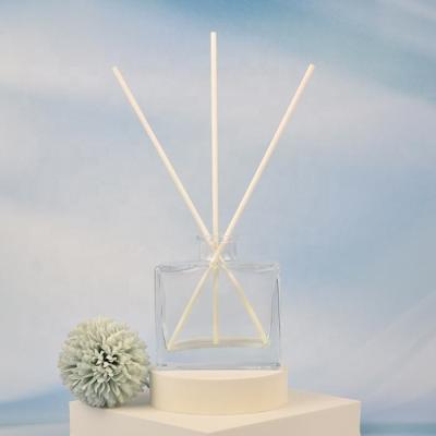 China Flat Square Room 100ml Reed Diffuser Glasflasche mit Stoppe zu verkaufen