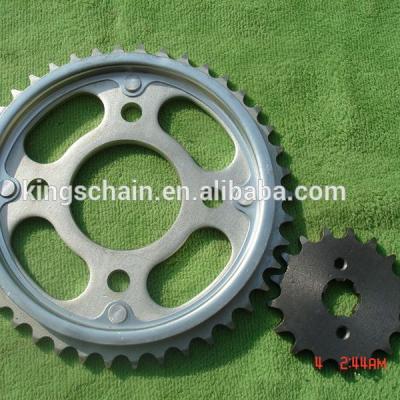 China 1045 CG150 Steel Motorcycle Parts 1045 Steel Color 428H-118L 13/16T Galvanized Motorcycle Chain And Sprocket Kits for sale