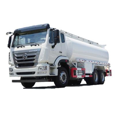 China SINOTRUK 20m3 6x4 20000L 25000L 30000L FUEL TANKER TRUCK > 8L for sale