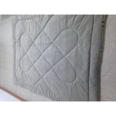 China Service Quality Home Guaranteed Single Color Diamond Quilted Sherpa Quilts for sale