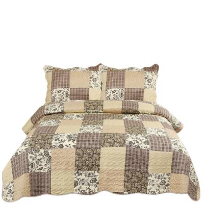 China Reversible Modern High Quality Modern 100% Cotton Bedding Set Luxury Comforter for sale