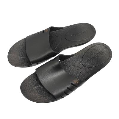 China Black Bathroom Anti-Slip Waterproof Home Parent Child Slipper PVC Large Slippers en venta