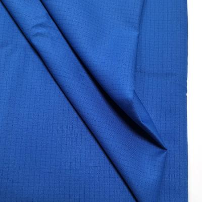 China 150mm Grid 98% Polyester 2% Carbon Fiber ESD Fabric For Cleanroom Clothing for sale