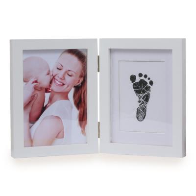 China Hot Fashionable Newborn Baby Handprint and Footprint Photo Frame Kit Hand Footprint Photo Frame Newborn Baby Commemoration Gifts for sale