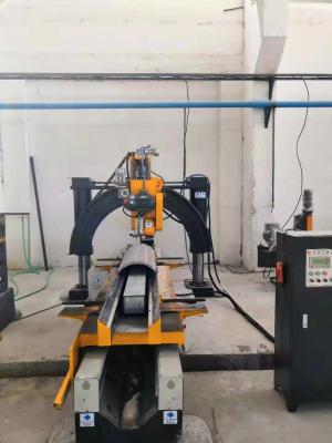 China Máquina de corte automática de precisión de columnas metálicas con columna romana en venta