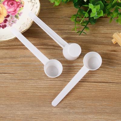 China Disposable White Plastic Scoop 5g 9ml Protein Scoop Milk Powder Liquid Spoon Scoops, Custom Plastic Powder for sale