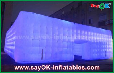 China Promotionele opblaasbare camping kubus tent met led licht voor evenement feest opblaasbare huis tent Te koop