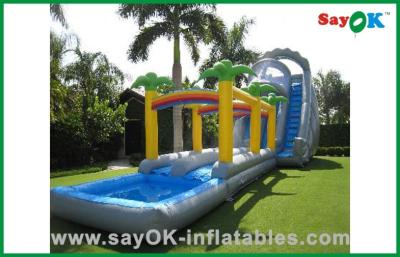 China Piscina comercial inflable deslizamiento patio trasero Niños Deslizamiento inflable salpicador de acción Salto aéreo Castillo con piscina en venta