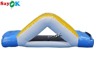 China el agua inflable 3x2x1mH juega el doble del parque de atracciones explota la diapositiva de la piscina en venta