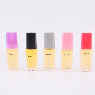 China OEM Luxury Manufacturer Direct Light Perfume Factory Small Size Long Lasting Women's Perfume for sale