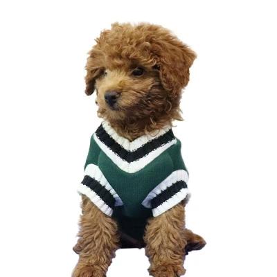 China Sustainable 2023 Hot Selling College Style Small Dog Autumn and Winter Warm Clothing cat clothes for sale