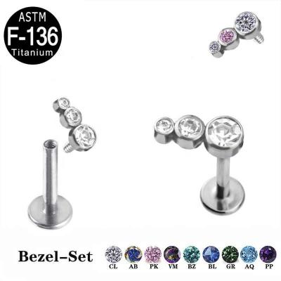 China Fashionable High Grade ASTM F-136 Titanium 3 Crystal Top Internally Threaded Labret Lip Ring Ear Stud for sale