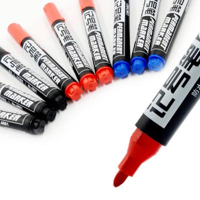 China Large Capacity Line Main Pen Oily Marker Pen Plastic Non-toxicThick Whiteboard Hook Waterproof Non-erasing Main Pen Large for sale