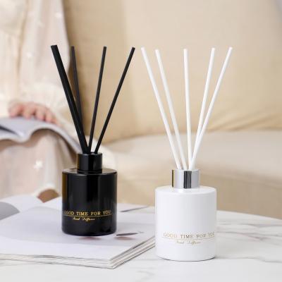 China Household Products Wholesale Black And White Logo Customized 150ml Reed Glass Aroma Diffuser Bottle for sale