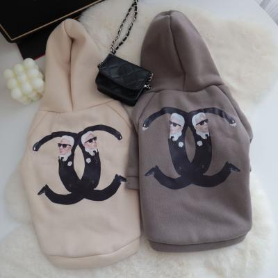 China Viable Wholesale Designer Winter Autumn Pet Clothes Luxury Cat Puppy Dog Hoodies Clothes for sale