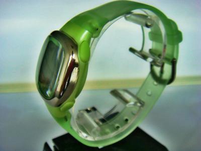 Chine Montres imperméables en plastique de quartz de Digital d'enfants avec le chronographe d'alarme à vendre