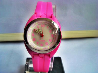 China Waterproof Girls Sports Quartz Analog Watch with EL Light ROHS for sale