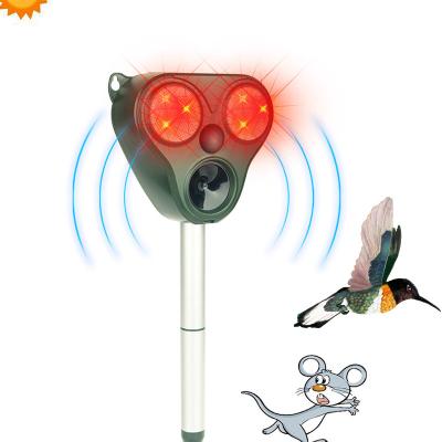 China Outdoor Ultrasonic Camping Animal Pest Repeller Wolf Raccoon Pig Bird Repellent Ultrasonic Solar Powered Drive Viable for sale