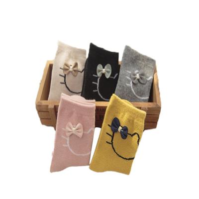 China 2020 Spring New Children's Socks Cartoon Cat Bow Candy Color Cotton Girls Socks Viable for sale