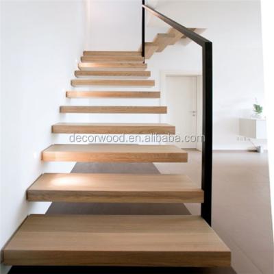 China Modern Best Price Customized Design Oak Stair Tread Wooden Staircase for sale