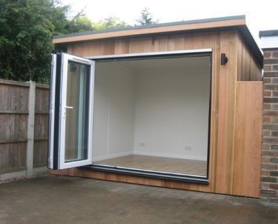 China Waterproof Prefabricated Garden Studio / Garden Storage Room Original Wood Color for sale