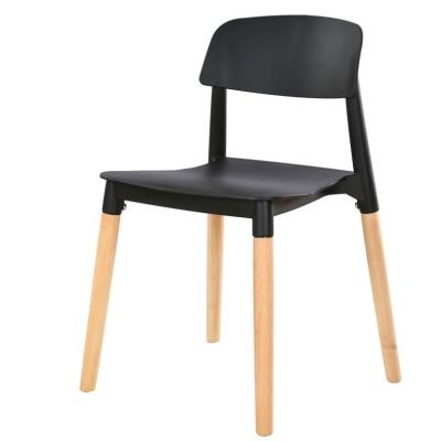 China Modern Design Free Samples High Quality Durable Dining Room Furniture Colorful Wooden Legs PP Plastic Dining Chair for sale