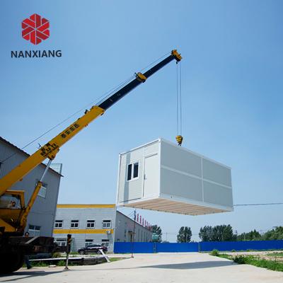 China Factory Price Modern Container House Fully Assembled Modular Folding Customized Office Wall House Prefab Sale Window for sale