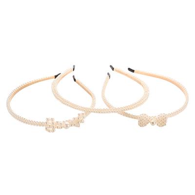 China Friendly Material Custom Women Fashion Korean Simple Hair Accessories Braided Pearl Hair Band and Girl Pearl Headband for sale