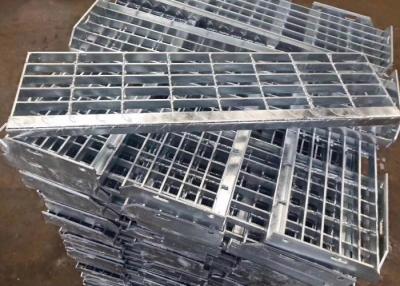 China Prata 30*60cm Grelha de aço galvanizado Passeios de metal expandido à venda