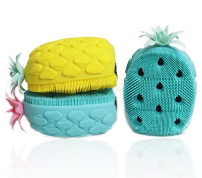 China EXFOLIATE Half Yellow Pineapple Bubble Shampoo Massage Bath Silicone Brush For Kids for sale