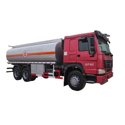 China 371hp 20000 liters SINOTRUK HOWO SINOTRUCK 20 cubic meters HOWO fuel tanker truck price 21 - 30T for sale