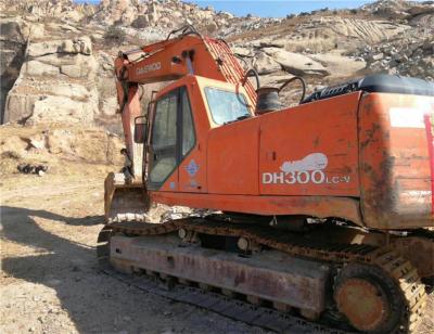 China used doosan 30 ton excavator dh300lc-5 korea / original hydraulic chain excavator/dh300lc-5 used chain excavator for sale