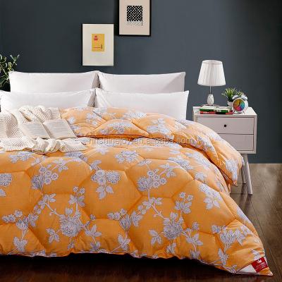 China Elegent King Size Custom Bedding Disposable Super Soft Orange Cotton Printed Quilt for sale