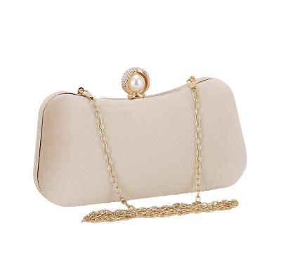 China Fashion Retro Velvet Chains Luxury Wedding Party Dress Small Clutch Cross - Body Handbag Ladies Feast Bag Girls Clutch Ladies Evening Clutch Bag for sale