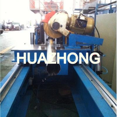 China 11KW Automatic Flying Saw Cutting Round Tube Forming Machine Galvanized Steel for sale