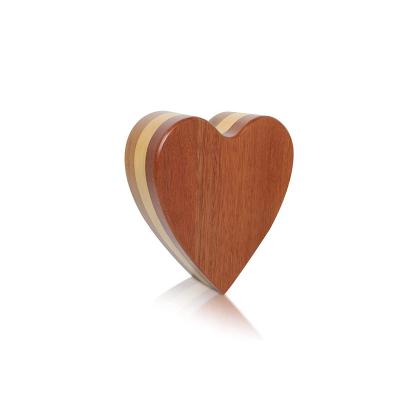 China Sustainable Custom Wooden Heart Shape Unique Pet Caskets Urns As Pet Loss Gift for sale