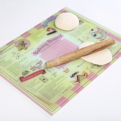 China Sustainable Non-Stick Glass Baking Mat Table Place Mat Pastry Board With Measurements for sale