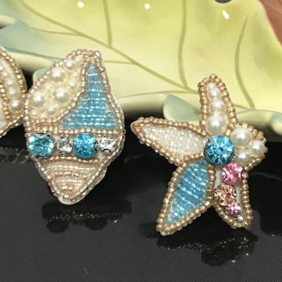 China Handmade 3D Sea Glass Rhinestone Shell Design Beaded Patch for sale