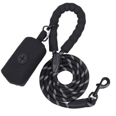 China High Quality Pet Stored Supplies Dog Leash Foam Handle Polypropylene Plus Reflective Silk Dog Leash Polyester Dog Bag for sale